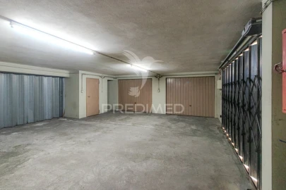 Apartamento T3 para Venda em Oliveira (Santa Maria)
