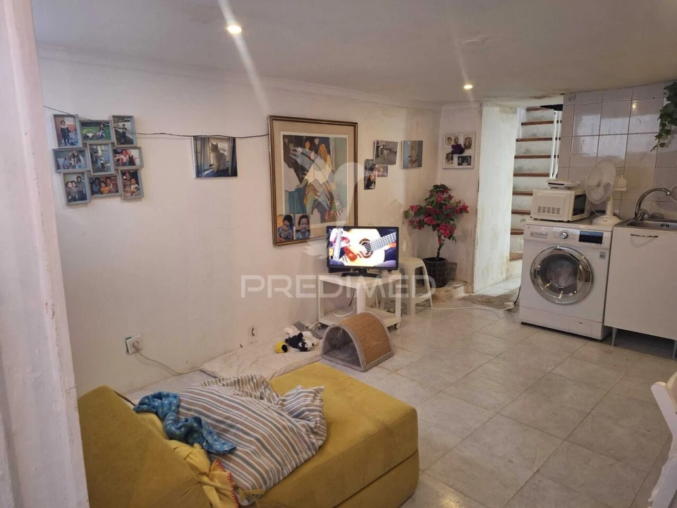 Apartamento T0 para Venda em Misericórdia Foto 9