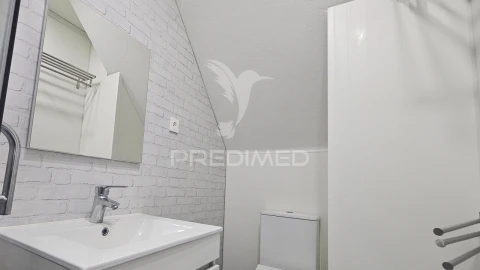 Moradia T2 para Venda em Sé e São Lourenço
