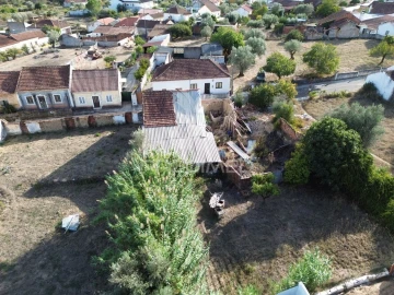 Moradia T2 para Venda em Arneiro das Milhariças