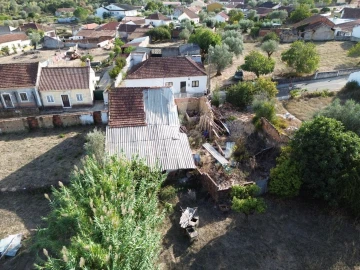 Moradia T2 para Venda em Arneiro das Milhariças