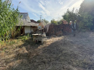 Moradia T2 para Venda em Arneiro das Milhariças
