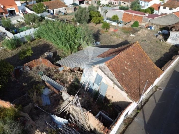Moradia T2 para Venda em Arneiro das Milhariças