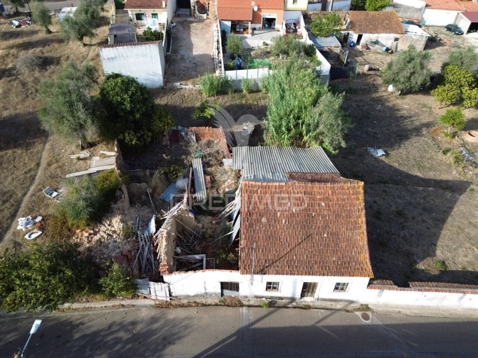 Moradia T2 para Venda em Arneiro das Milhariças Foto 21