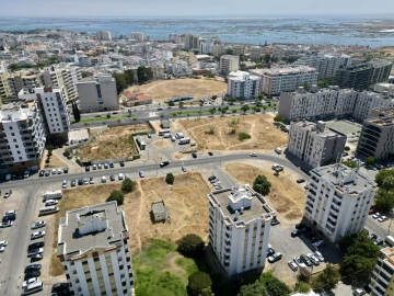 Terreno para Venda em Faro (Sé e São Pedro)