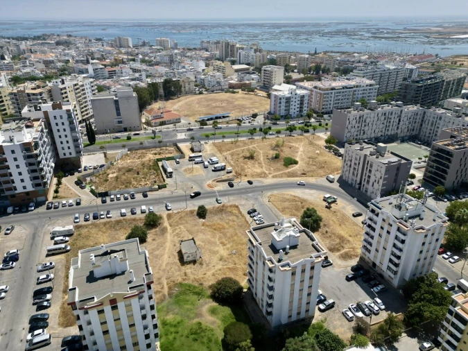 Terreno para Venda em Faro (Sé e São Pedro) Foto 5