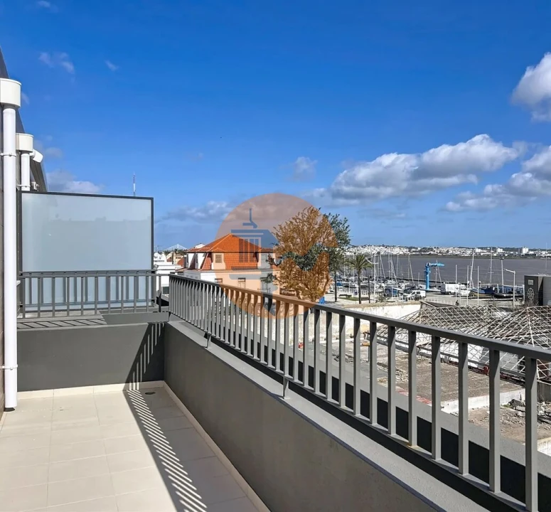 Apartamento T2 para Venda em Vila Real de Santo Antonio Foto 2