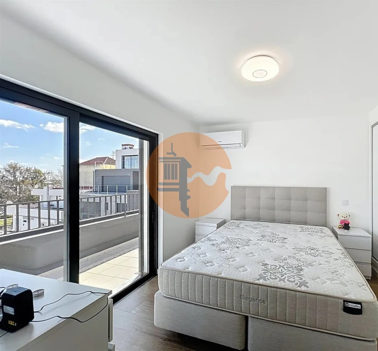 Apartamento T2 para Venda em Vila Real de Santo Antonio Foto 5