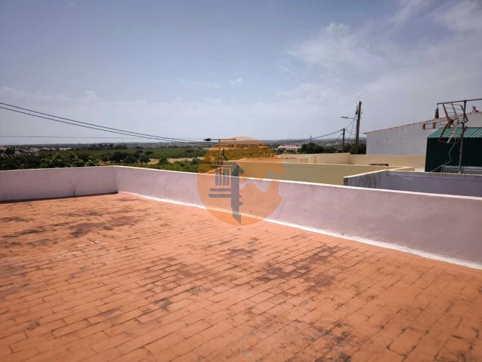 Prédio para Venda em Altura Foto 17