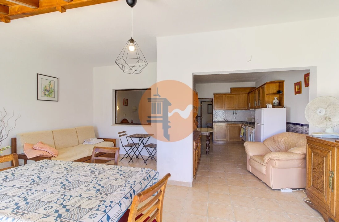 Moradia T2 para Venda em Monte Gordo Foto 5