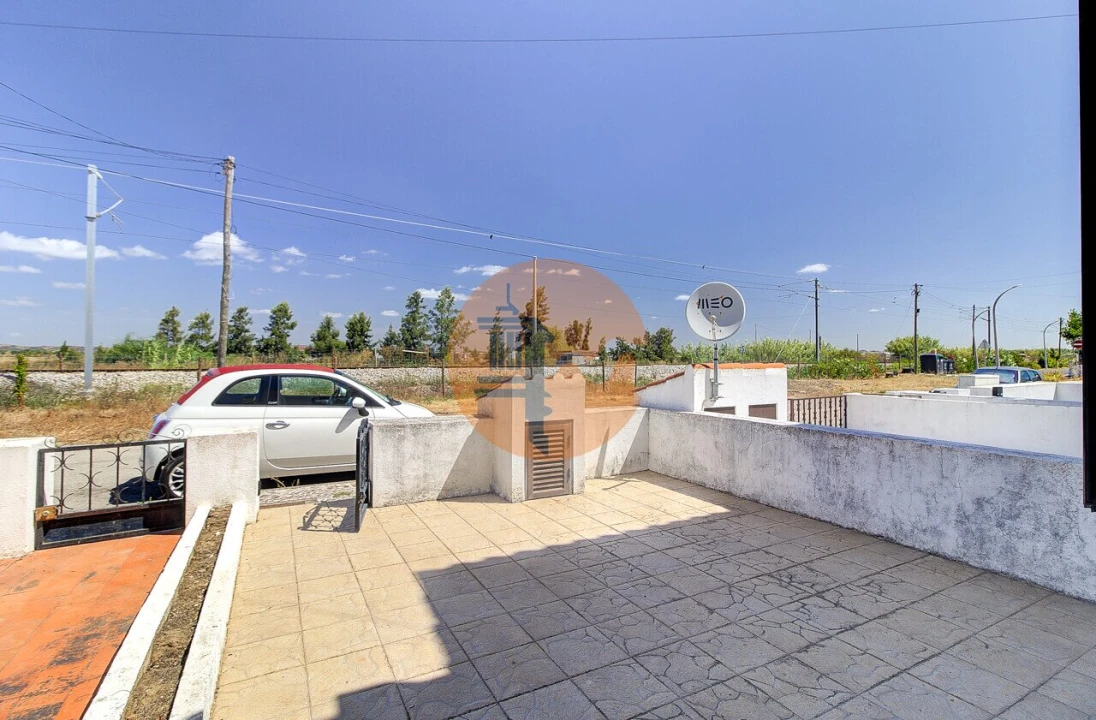 Moradia T2 para Venda em Monte Gordo Foto 23