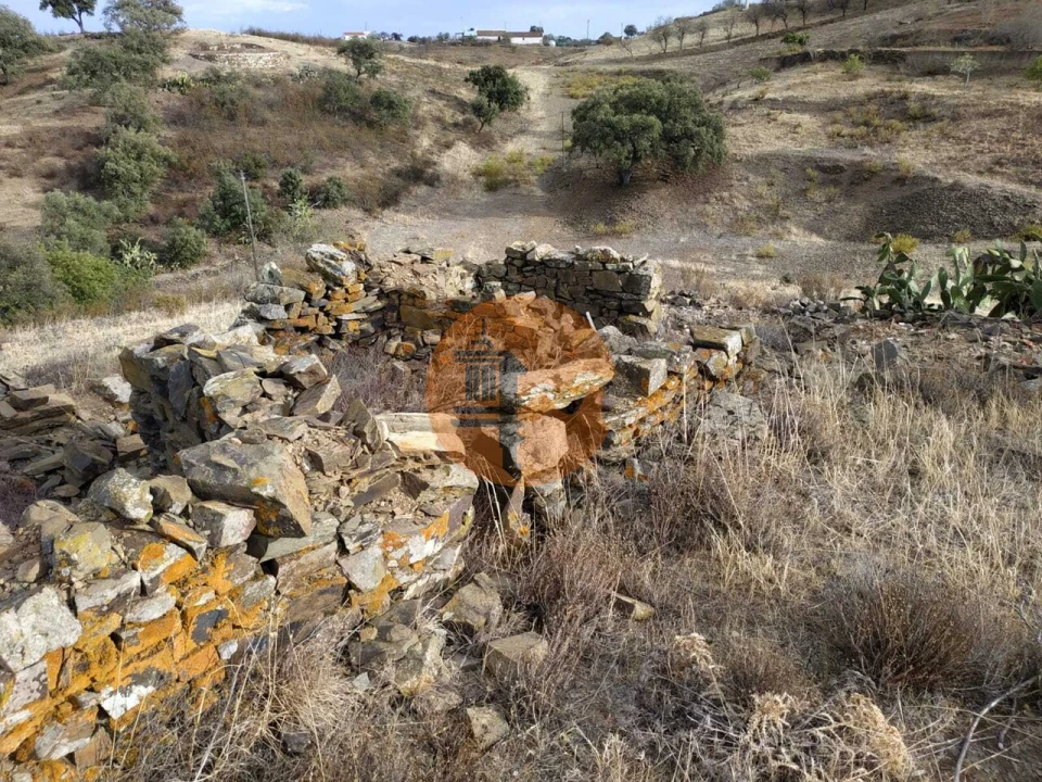 Moradia T2 para Venda em Azinhal Foto 4