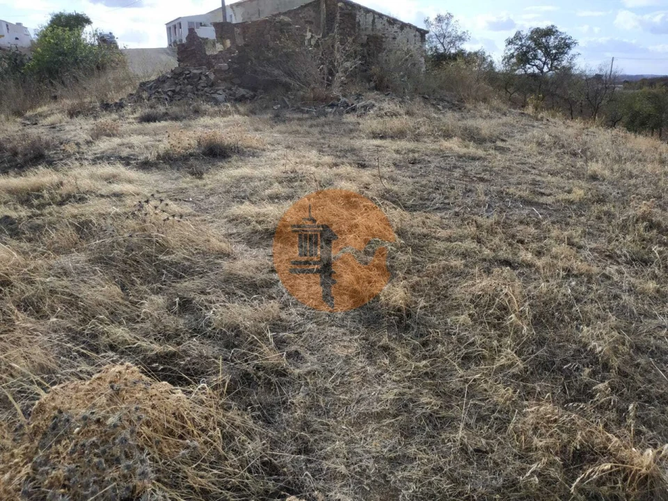 Moradia T2 para Venda em Azinhal Foto 6
