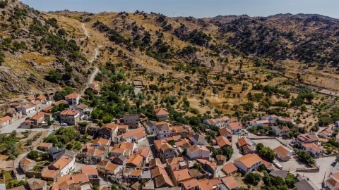 Moradia T1 para Venda em Bendada