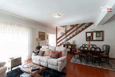 Moradia T5 para Venda em Fatima