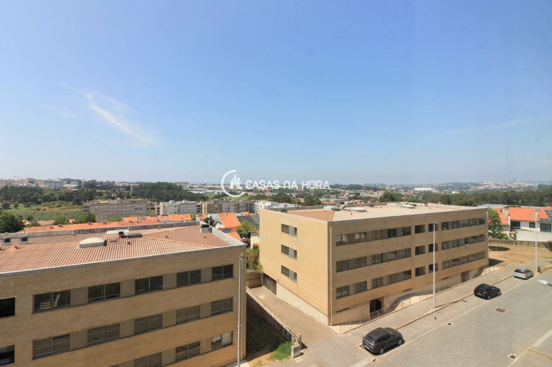 Apartamento T2 para Arrendamento em São Mamede de Infesta e Senhora da Hora Foto 16