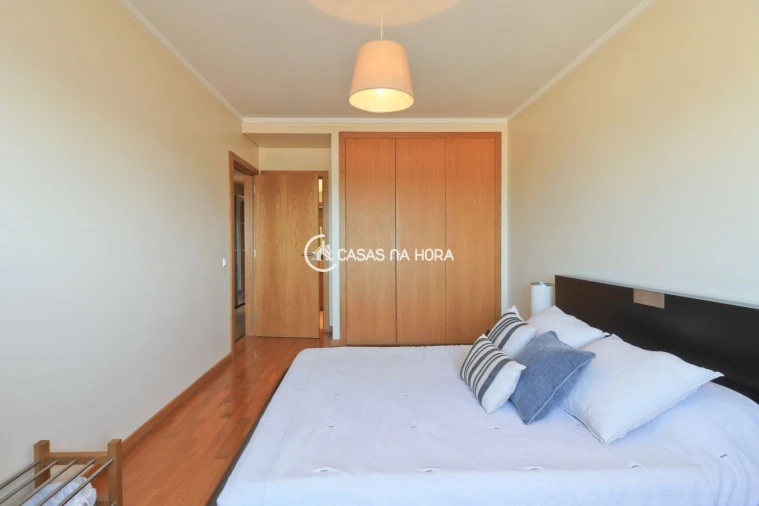 Apartamento T2 para Arrendamento em São Mamede de Infesta e Senhora da Hora Foto 11