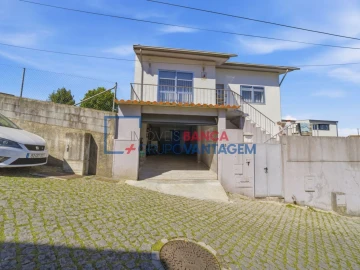 Moradia T3 para Venda em Castêlo da Maia