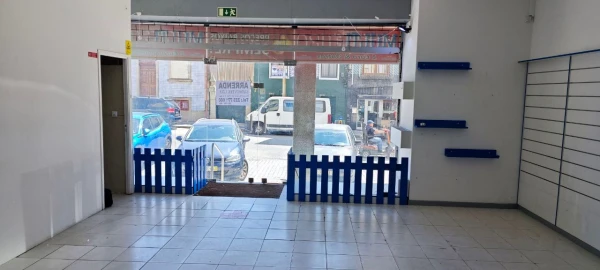 Loja para Arrendamento em São Mamede de Infesta e Senhora da Hora