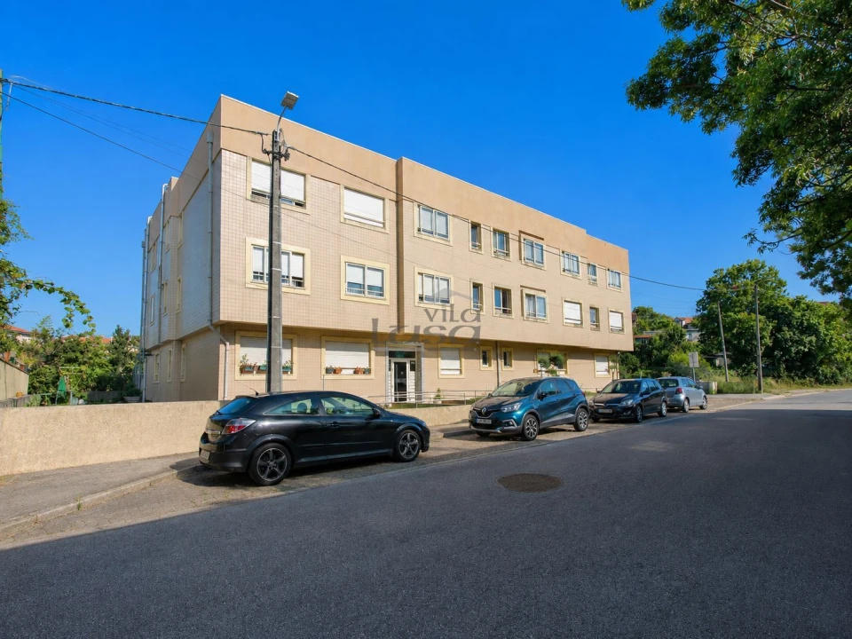 Apartamento T2 para Venda em Sandim, Olival, Lever e Crestuma Foto 1