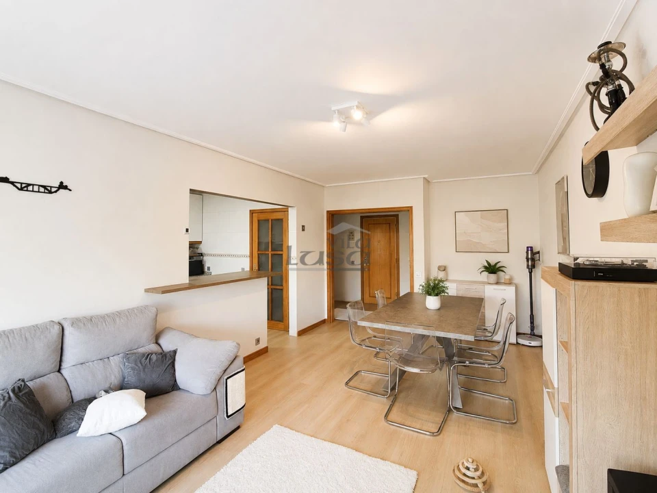 Apartamento T2 para Venda em Sandim, Olival, Lever e Crestuma Foto 7