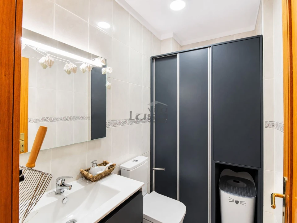Apartamento T2 para Venda em Sandim, Olival, Lever e Crestuma Foto 8