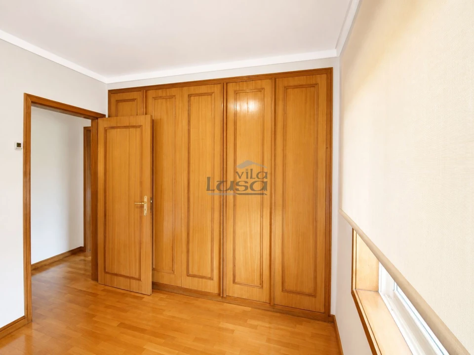 Apartamento T2 para Venda em Sandim, Olival, Lever e Crestuma Foto 11