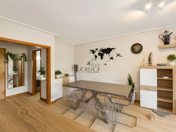 Apartamento T2 para Venda em Sandim, Olival, Lever e Crestuma