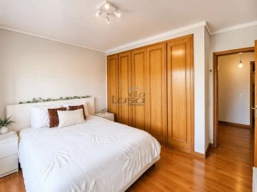 Apartamento T2 para Venda em Sandim, Olival, Lever e Crestuma