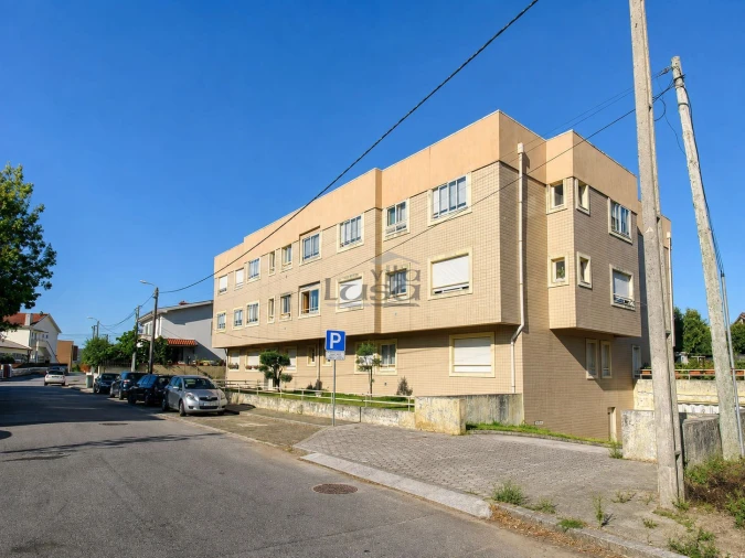 Apartamento T2 para Venda em Sandim, Olival, Lever e Crestuma Foto 17