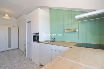 Apartamento T2 para Arrendamento em Paranhos