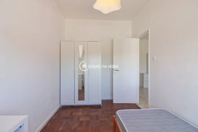 Apartamento T2 para Arrendamento em Paranhos