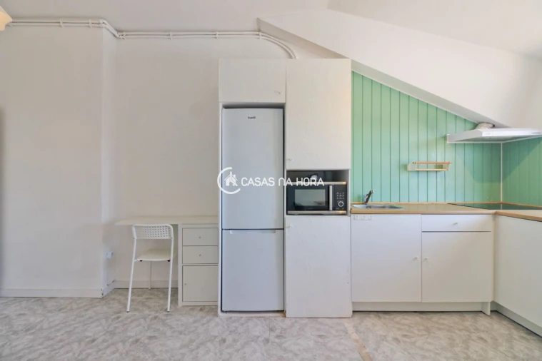 Apartamento T2 para Arrendamento em Paranhos Foto 16