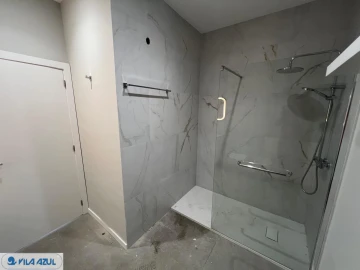 Apartamento T4 para Venda em Vilarinho das Cambas