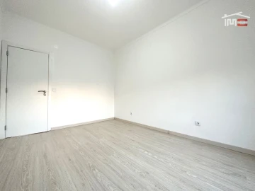 Apartamento T1 para Venda em Santo Antonio da Charneca