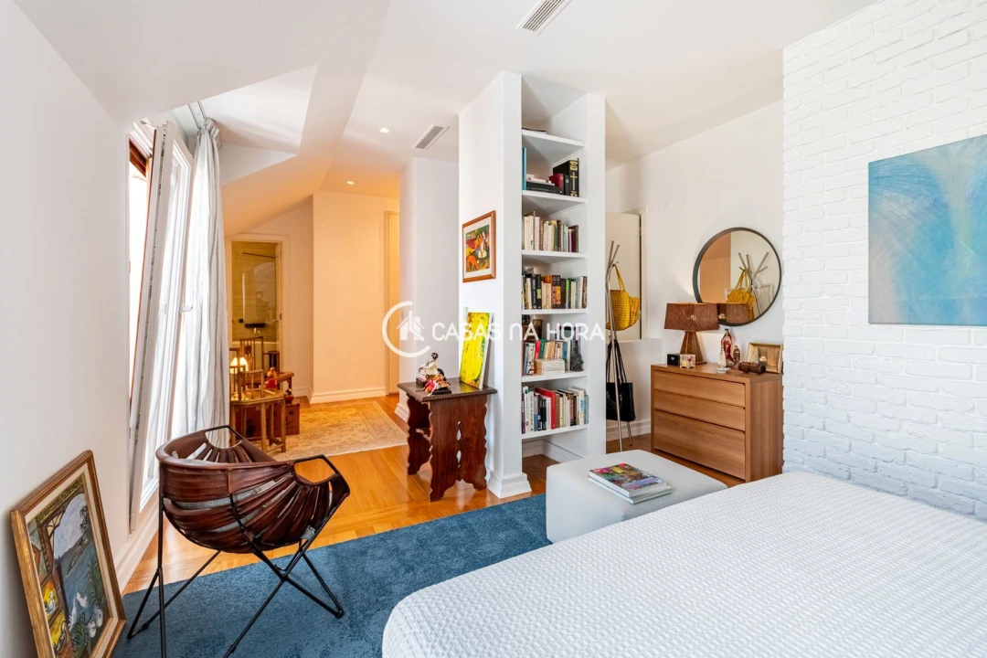 Apartamento T5 para Venda em Ajuda Foto 24