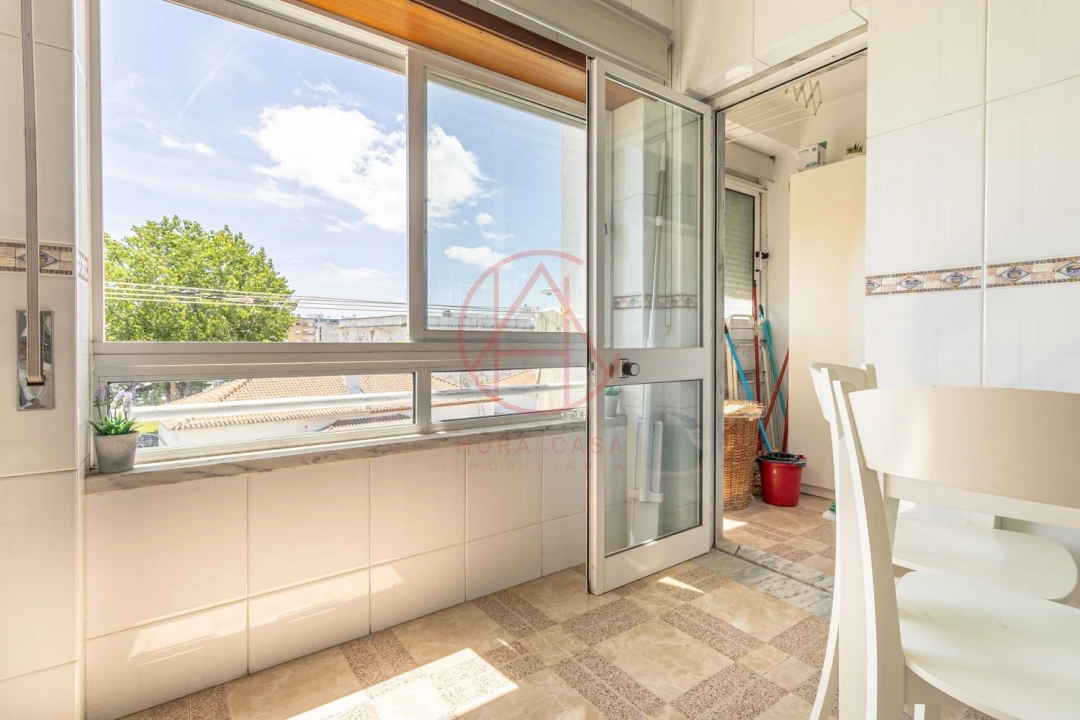 Apartamento T3 para Venda em União das Freguesias de Setúbal Foto 5