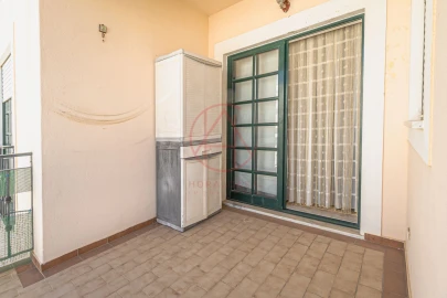 Apartamento T1 para Venda em Armação de Pera