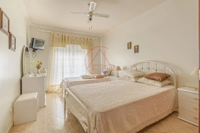 Apartamento T1 para Venda em Armação de Pera