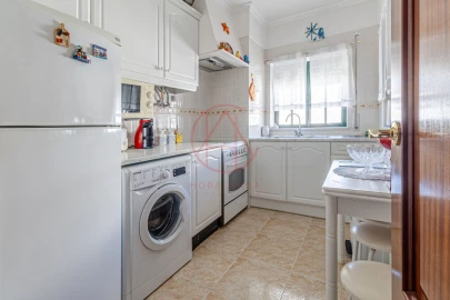 Apartamento T1 para Venda em Armação de Pera