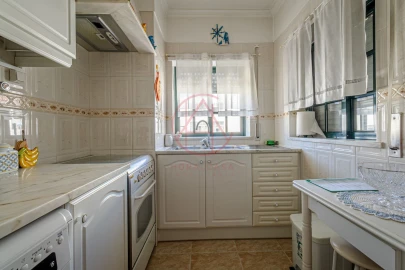 Apartamento T1 para Venda em Armação de Pera