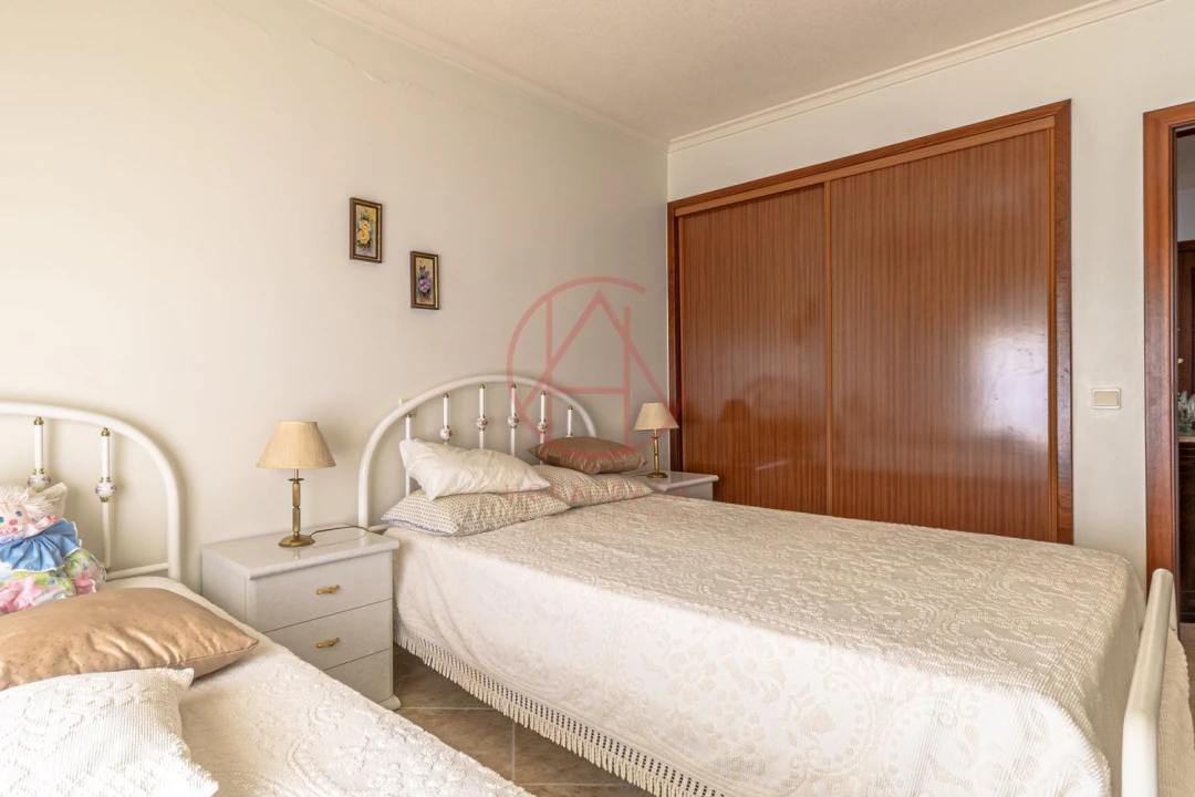 Apartamento T1 para Venda em Armação de Pera Foto 14