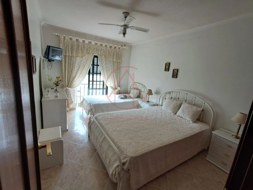Apartamento T1 para Venda em Armação de Pera Foto 24