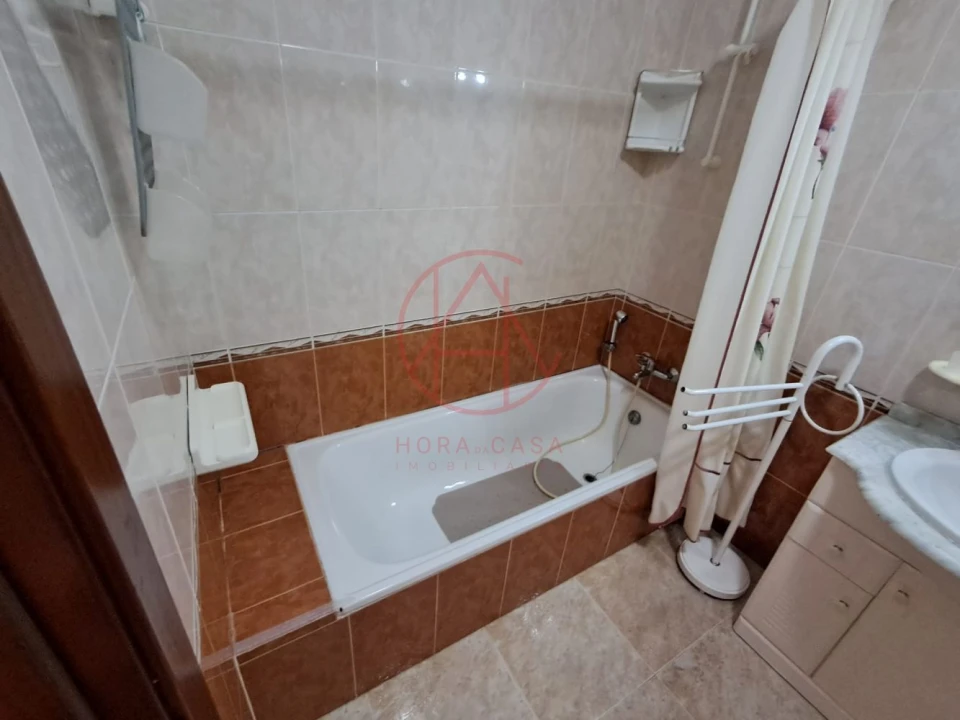 Apartamento T1 para Venda em Armação de Pera Foto 17