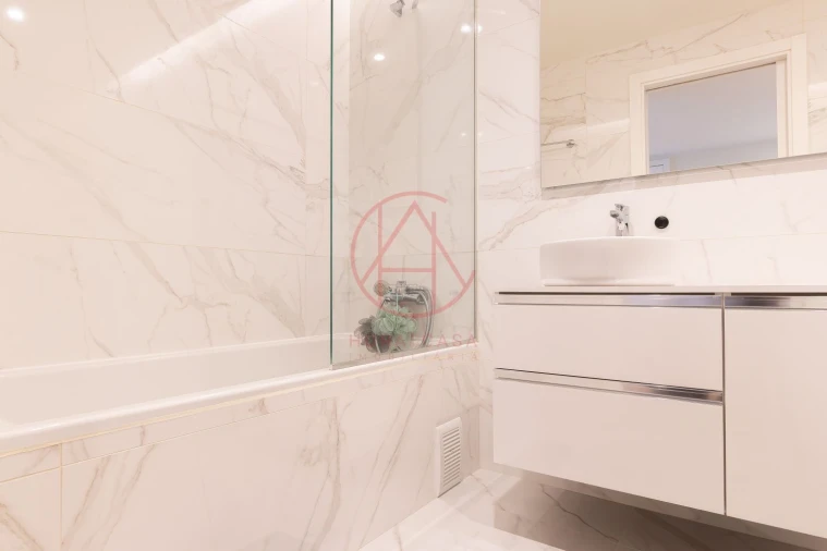 Apartamento T1 para Venda em Seixal, Arrentela e Aldeia de Paio Pires Foto 12