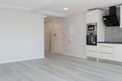 Apartamento T4 para Venda em Amora
