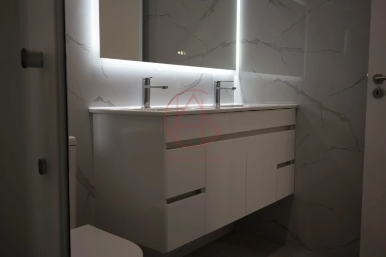 Apartamento T4 para Venda em Amora Foto 36