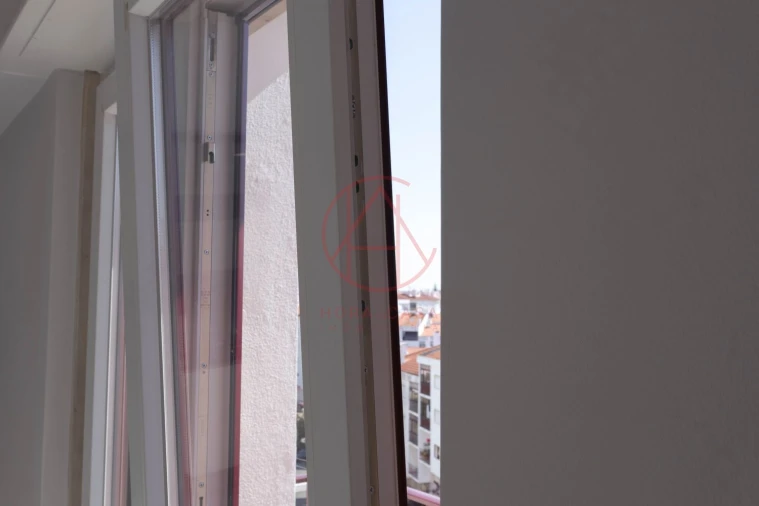 Apartamento T4 para Venda em Amora Foto 28