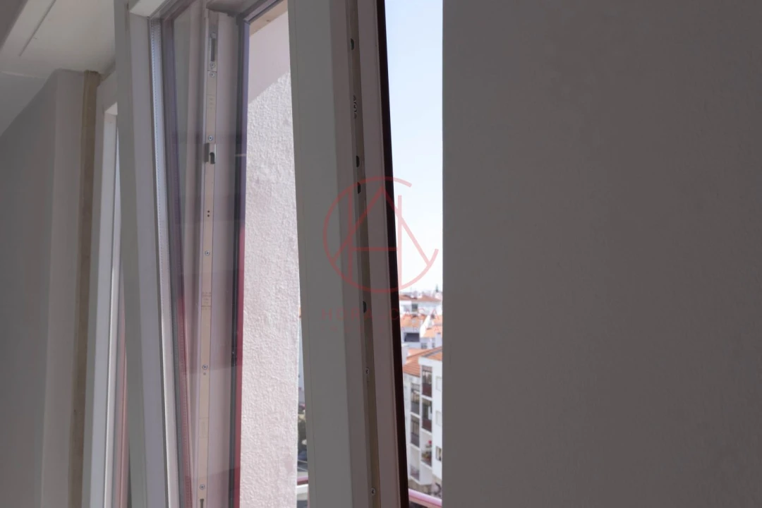 Apartamento T4 para Venda em Amora Foto 28