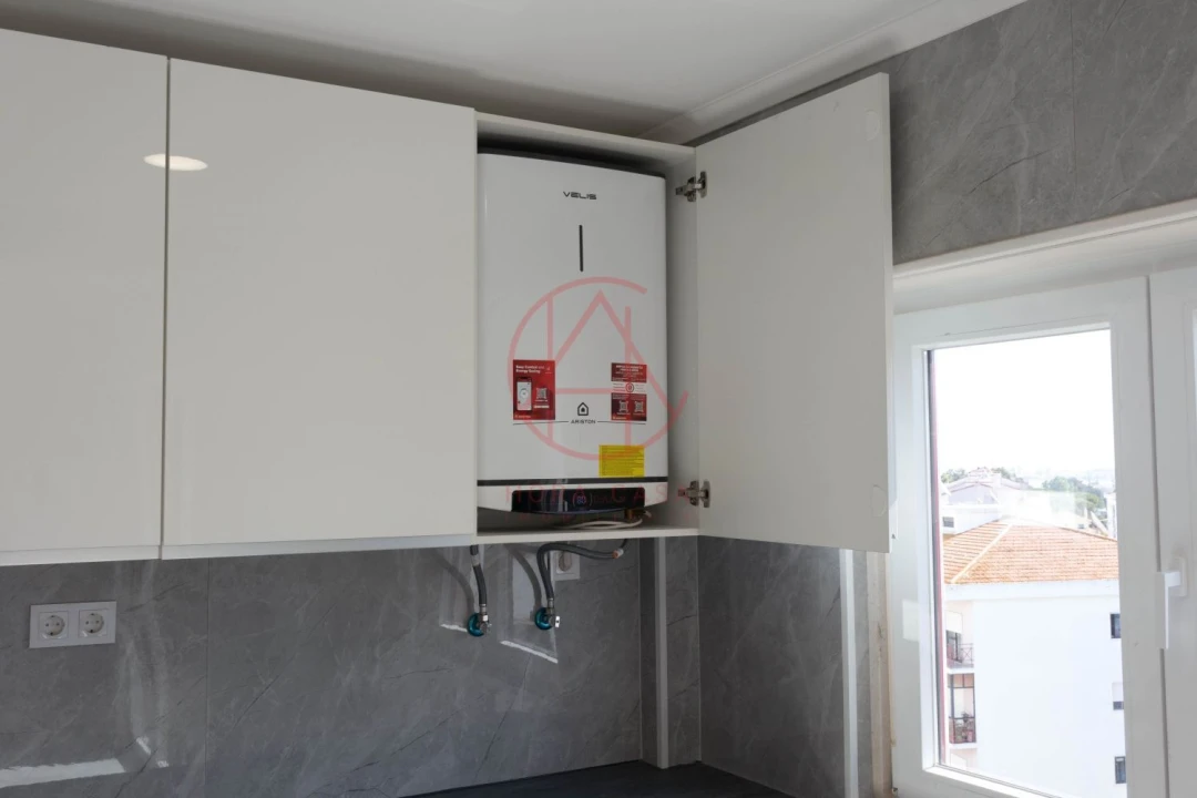 Apartamento T4 para Venda em Amora Foto 5
